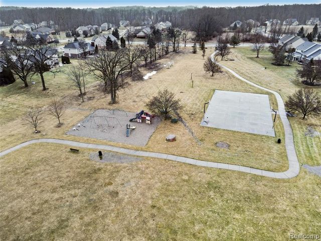 2325 Cristina Anne Court, Howell, MI 48855