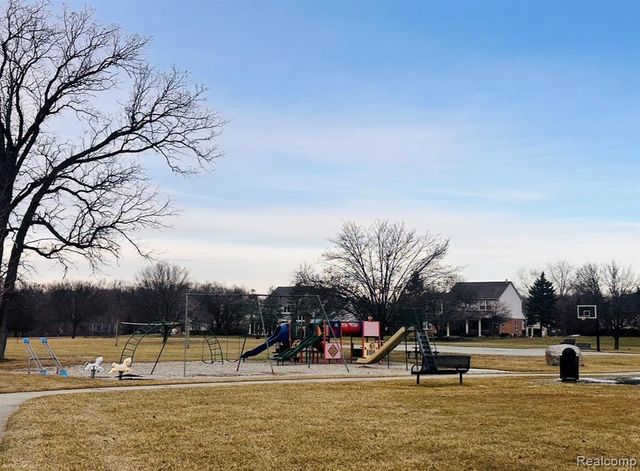 2325 Cristina Anne Court, Howell, MI 48855