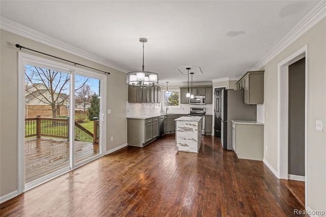 2325 Cristina Anne Court, Howell, MI 48855