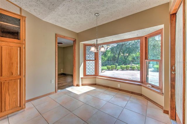 2102 WHITLOCK PLACE, Dover, FL 33527