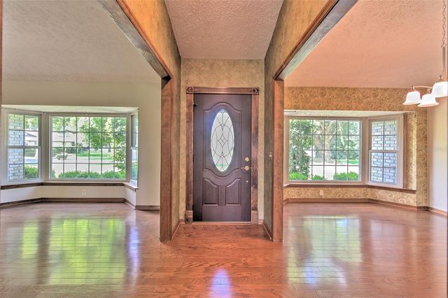 2102 WHITLOCK PLACE, Dover, FL 33527