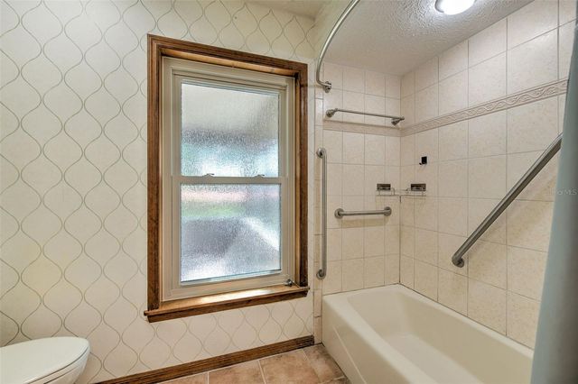 2102 WHITLOCK PLACE, Dover, FL 33527