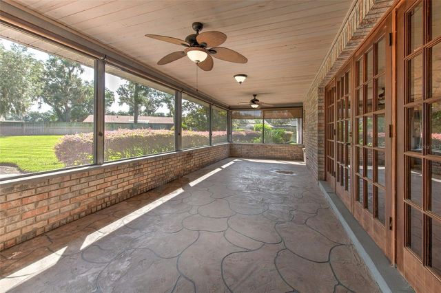 2102 WHITLOCK PLACE, Dover, FL 33527
