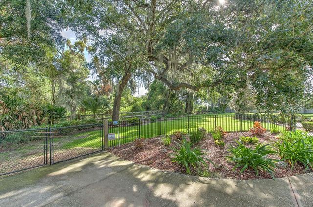 2102 WHITLOCK PLACE, Dover, FL 33527