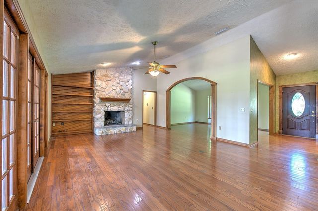 2102 WHITLOCK PLACE, Dover, FL 33527