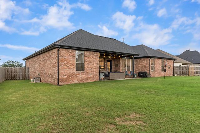 1770 Sunrise Circle, Centerton, AR 72719