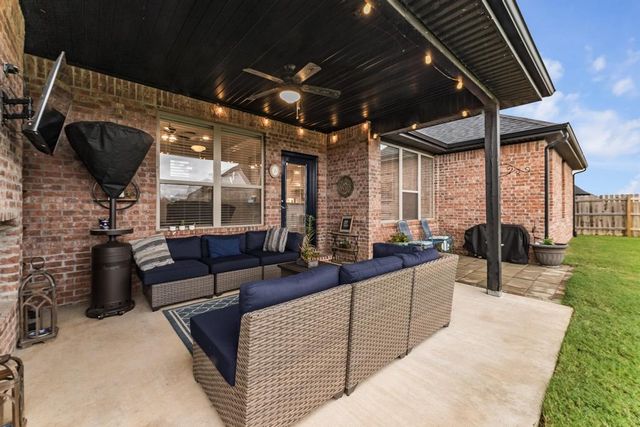 1770 Sunrise Circle, Centerton, AR 72719