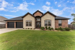 1770 Sunrise Circle, Centerton, AR 72719