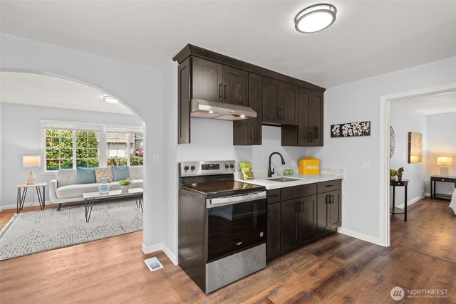 2515 S Willow Street, Seattle, WA 98108