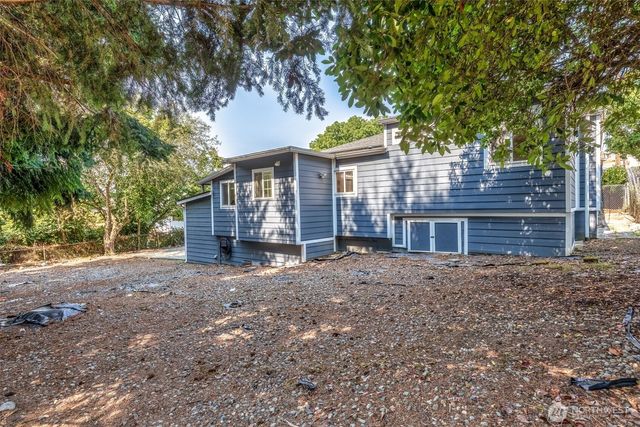 2515 S Willow Street, Seattle, WA 98108