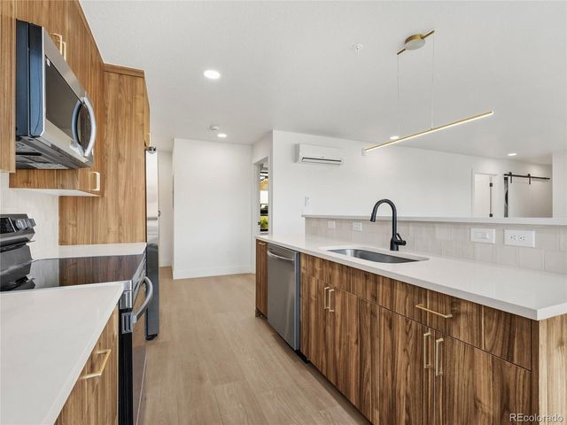 27972 Meadow Dr 210, Evergreen, CO 80439