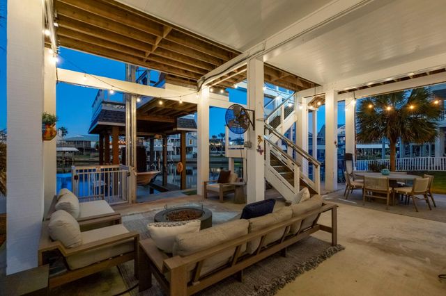 4008 Isla Del Sol, Galveston, TX 77554