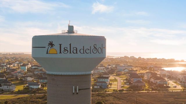 4008 Isla Del Sol, Galveston, TX 77554