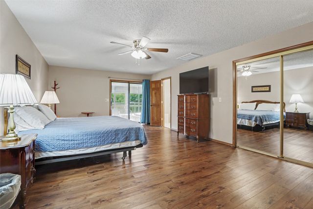 8401 Fairway Place, Broken Arrow, OK 74011