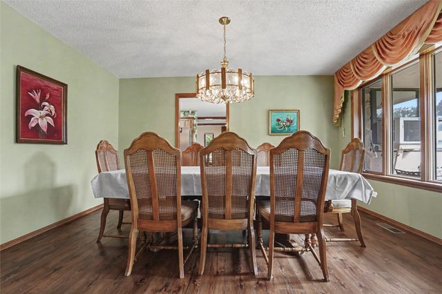 8401 Fairway Place, Broken Arrow, OK 74011