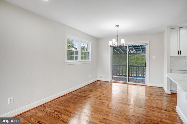 5701 OTTAWA RD, Centreville, VA 20120