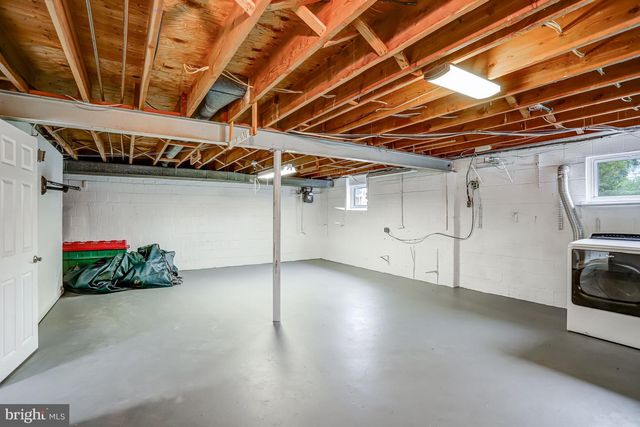 5701 OTTAWA RD, Centreville, VA 20120