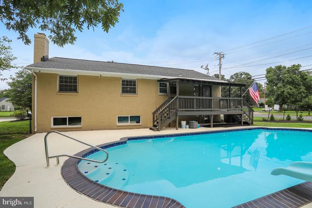5701 OTTAWA RD, Centreville, VA 20120