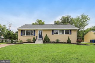 5701 OTTAWA RD, Centreville, VA 20120
