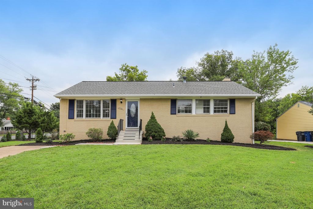 5701 OTTAWA RD, Centreville, VA 20120