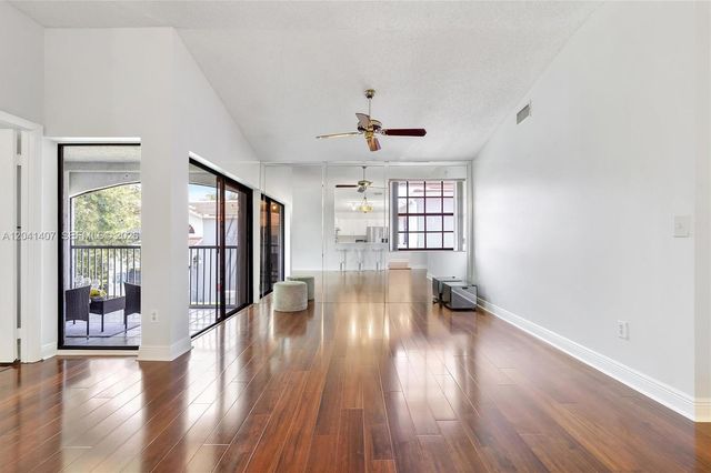 12003 NW 11th Street 12003, Pembroke Pines, FL 33026