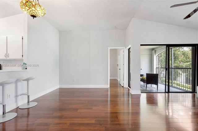 12003 NW 11th Street 12003, Pembroke Pines, FL 33026