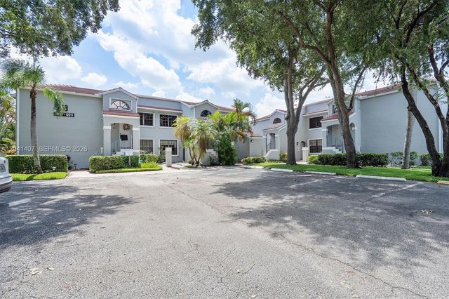 12003 NW 11th Street 12003, Pembroke Pines, FL 33026