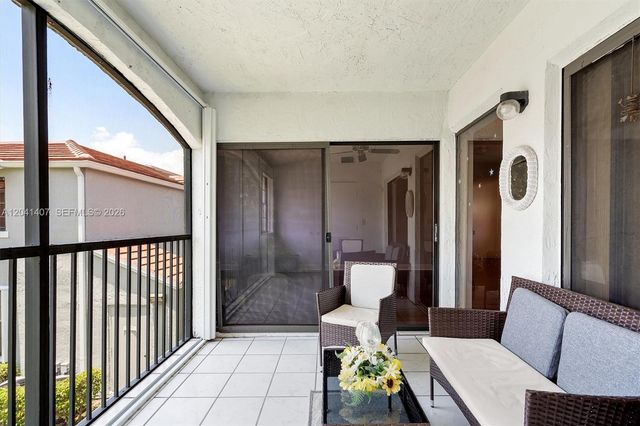 12003 NW 11th Street 12003, Pembroke Pines, FL 33026