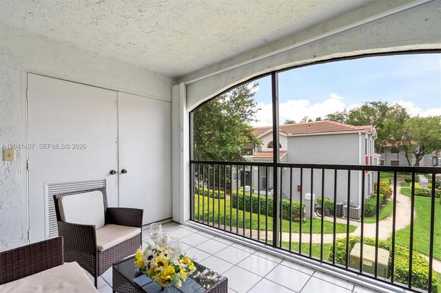 12003 NW 11th Street 12003, Pembroke Pines, FL 33026
