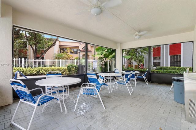 12003 NW 11th Street 12003, Pembroke Pines, FL 33026