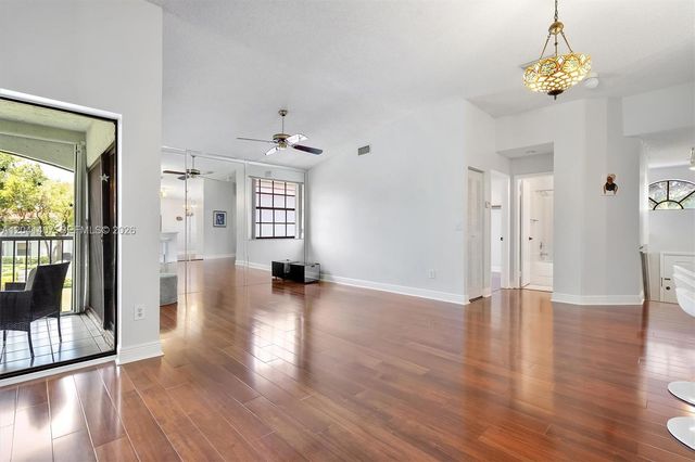 12003 NW 11th Street 12003, Pembroke Pines, FL 33026