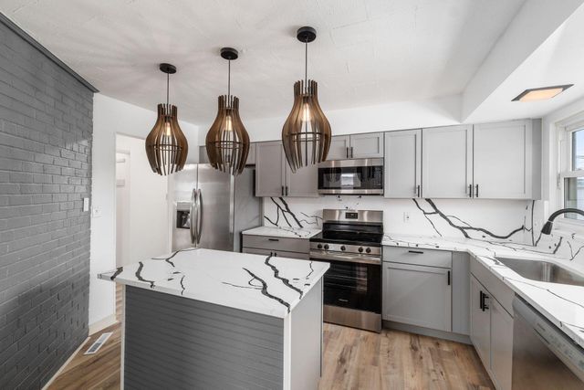 1792 Bostwick Road, Columbus, OH 43227