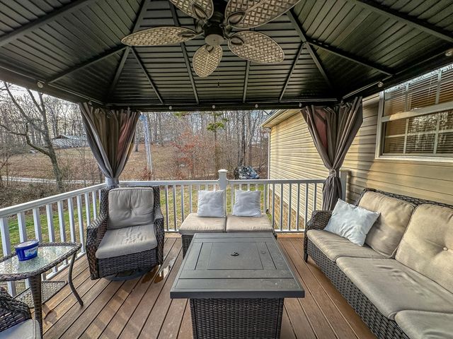 613 Holly Grove Road, Keavy, KY 40737