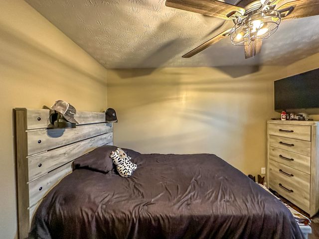 613 Holly Grove Road, Keavy, KY 40737