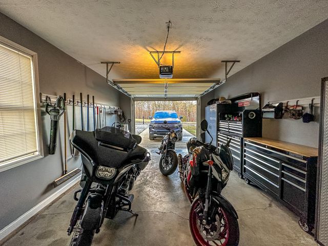 613 Holly Grove Road, Keavy, KY 40737