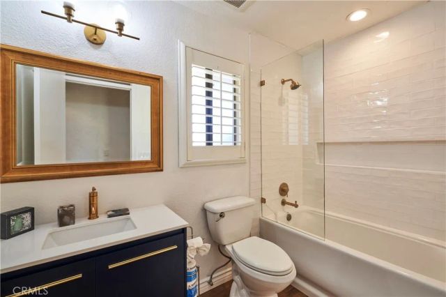 54440 Eisenhower Drive, La Quinta, CA 92253