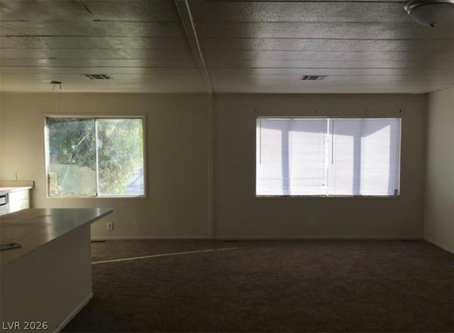 6080 GREAT SMOKY Avenue, Las Vegas, NV 89156