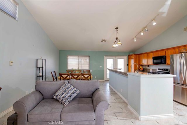 4543 Windstar Way, Palmdale, CA 93552