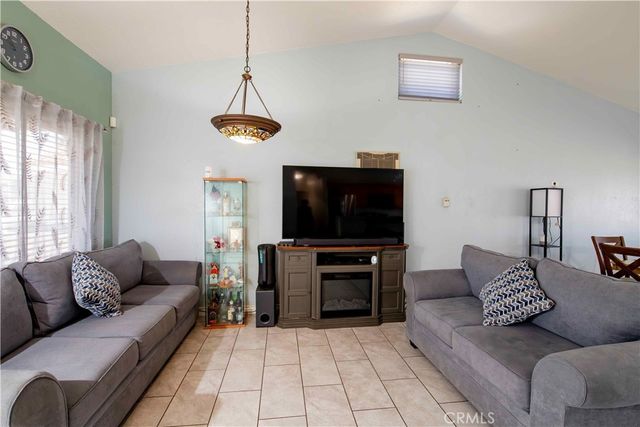 4543 Windstar Way, Palmdale, CA 93552