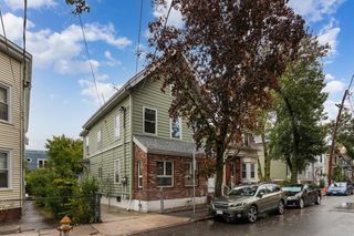 42 Howard St, Cambridge, MA 02139