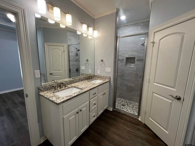 136 Letha Court, Tyler, TX 75702