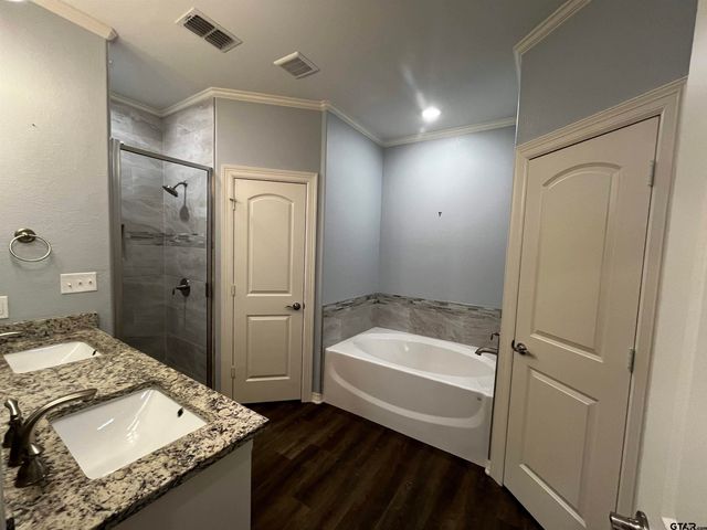 136 Letha Court, Tyler, TX 75702