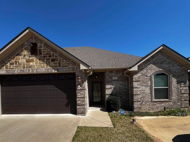 136 Letha Court, Tyler, TX 75702