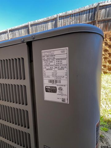 136 Letha Court, Tyler, TX 75702