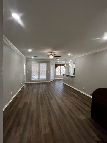 136 Letha Court, Tyler, TX 75702