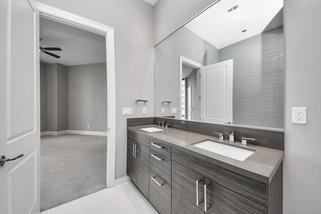 1409 Post Oak Boulevard 803, Houston, TX 77056