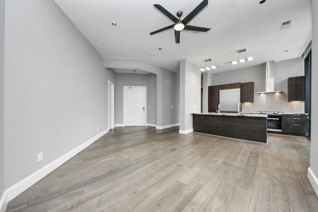 1409 Post Oak Boulevard 803, Houston, TX 77056