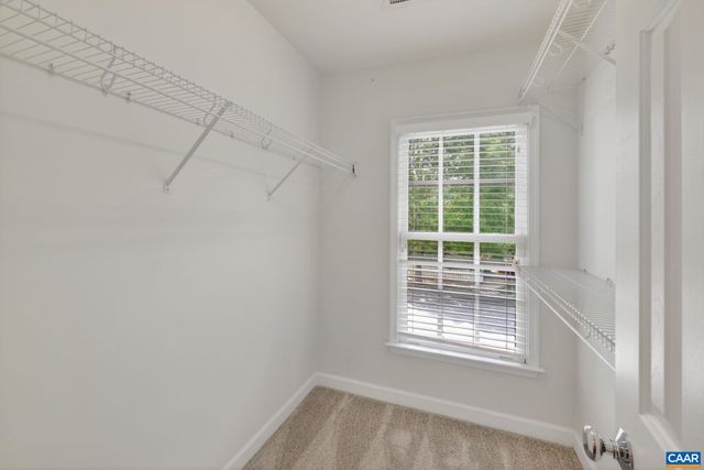 532 SUMMERFORD LN, Crozet, VA 22932