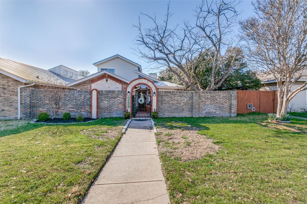 12605 Hornbeam Drive, Dallas, TX 75243