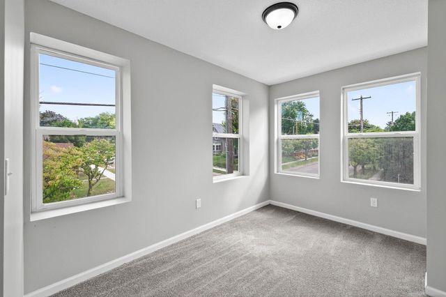 1235 Minnehaha Avenue E, Saint Paul, MN 55106